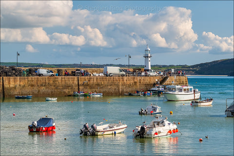 07064 - St Ives