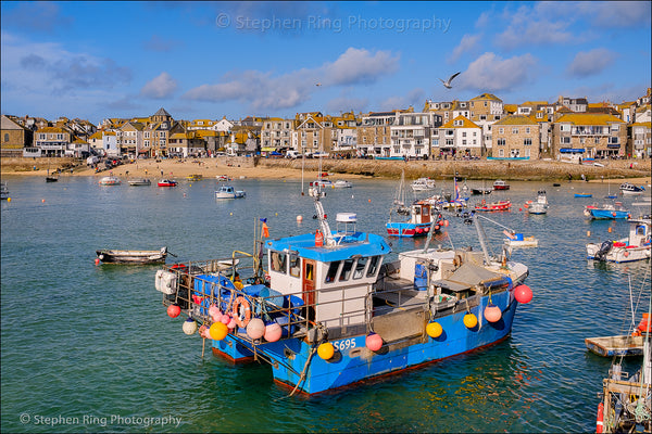 07076 - St Ives